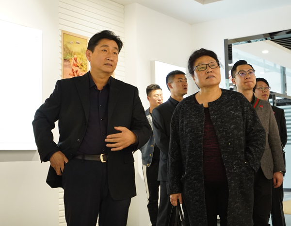 中国外汇投资研究院院长一行莅临鲁普耐特集团参观调研