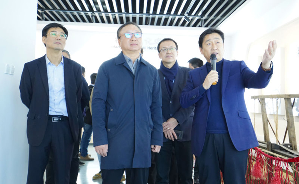 国际纺联主席、中国纺织工业联合会会长孙瑞哲一行人莅临鲁普耐特集团参观调研