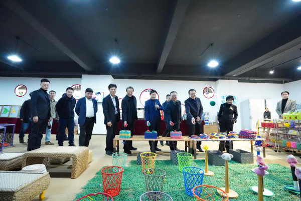 国际纺联主席、中国纺织工业联合会会长孙瑞哲一行人莅临鲁普耐特集团参观调研